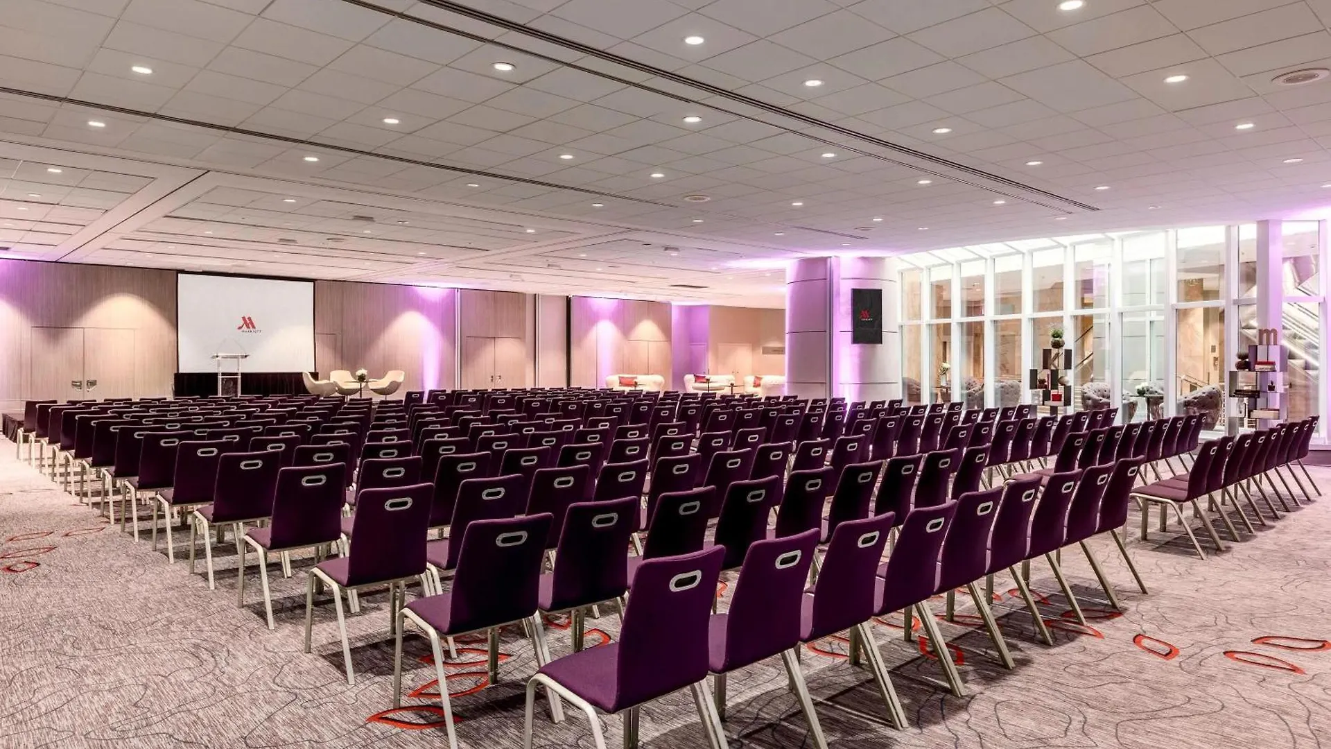 Marriott Rive Gauche & Conference Center Hotel