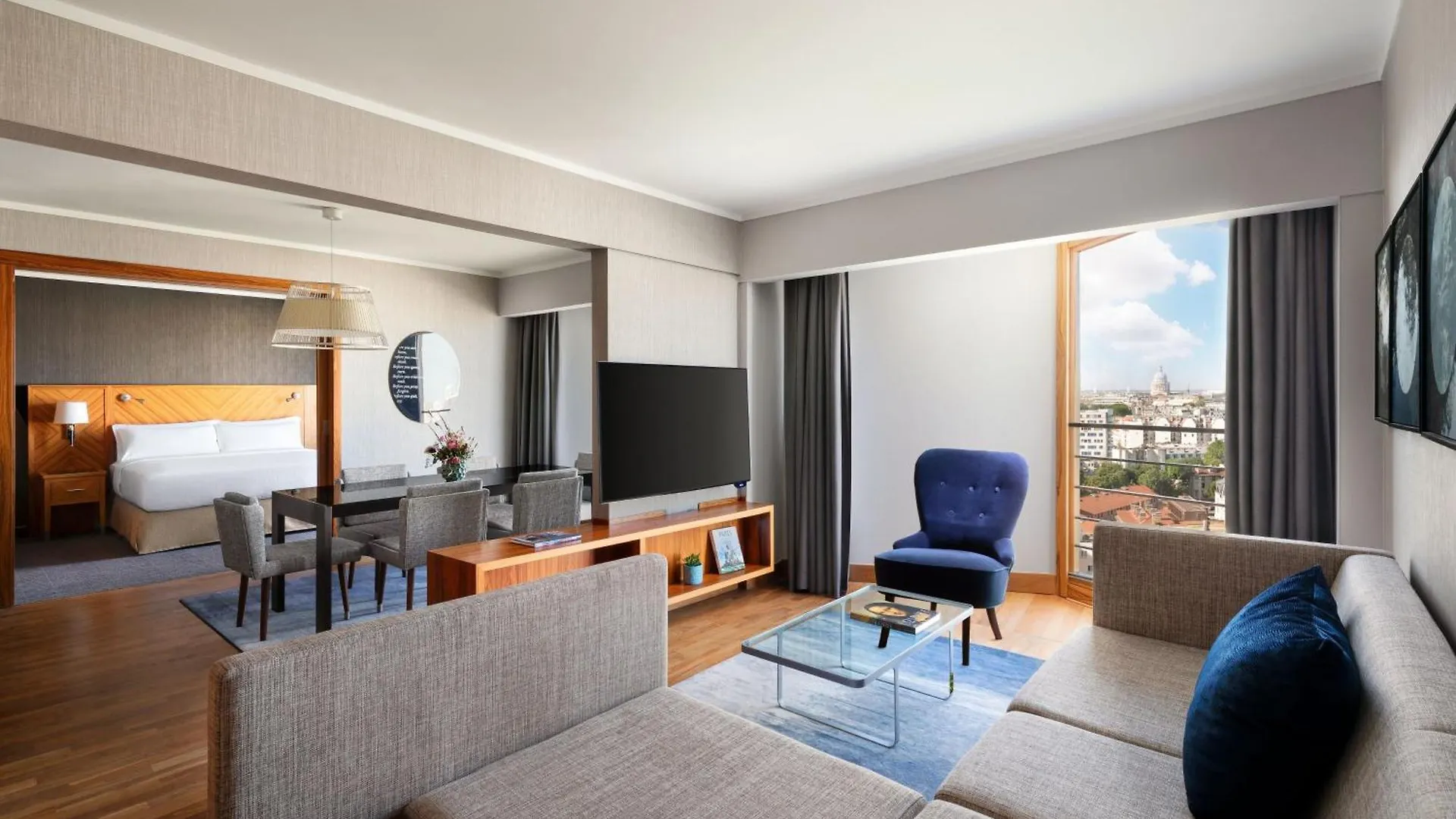 Marriott Rive Gauche & Conference Center Hotel