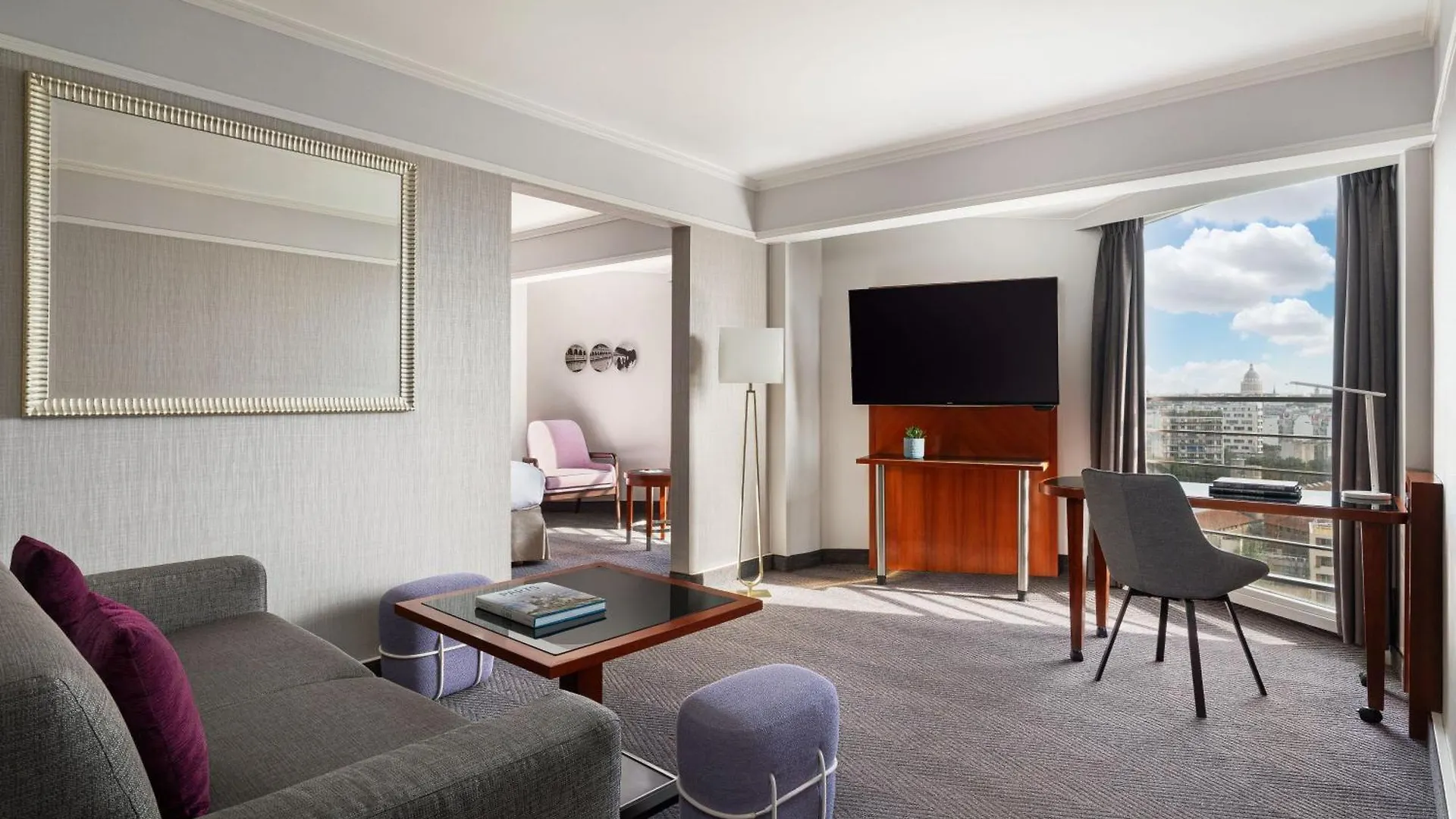 Marriott Rive Gauche & Conference Center 4* Paris