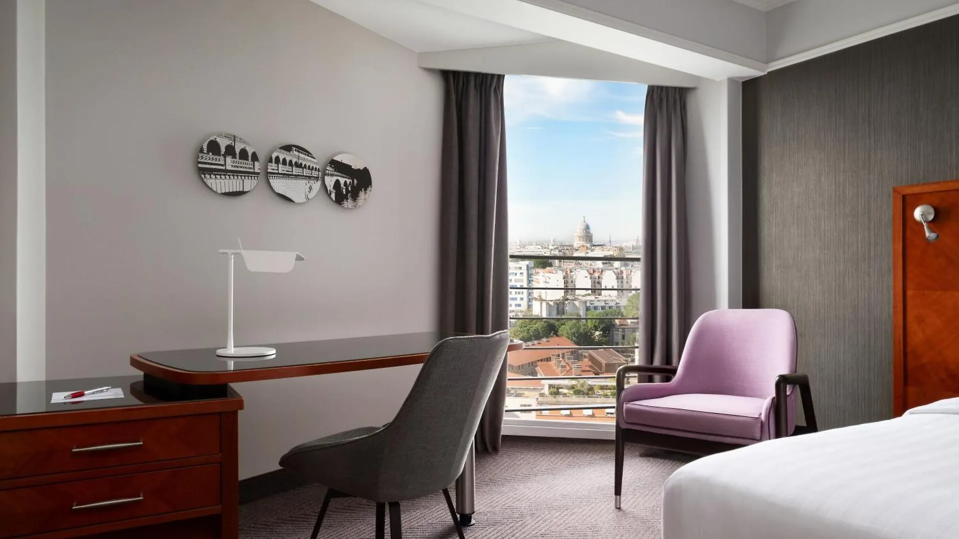 Marriott Rive Gauche & Conference Center 4* Paris