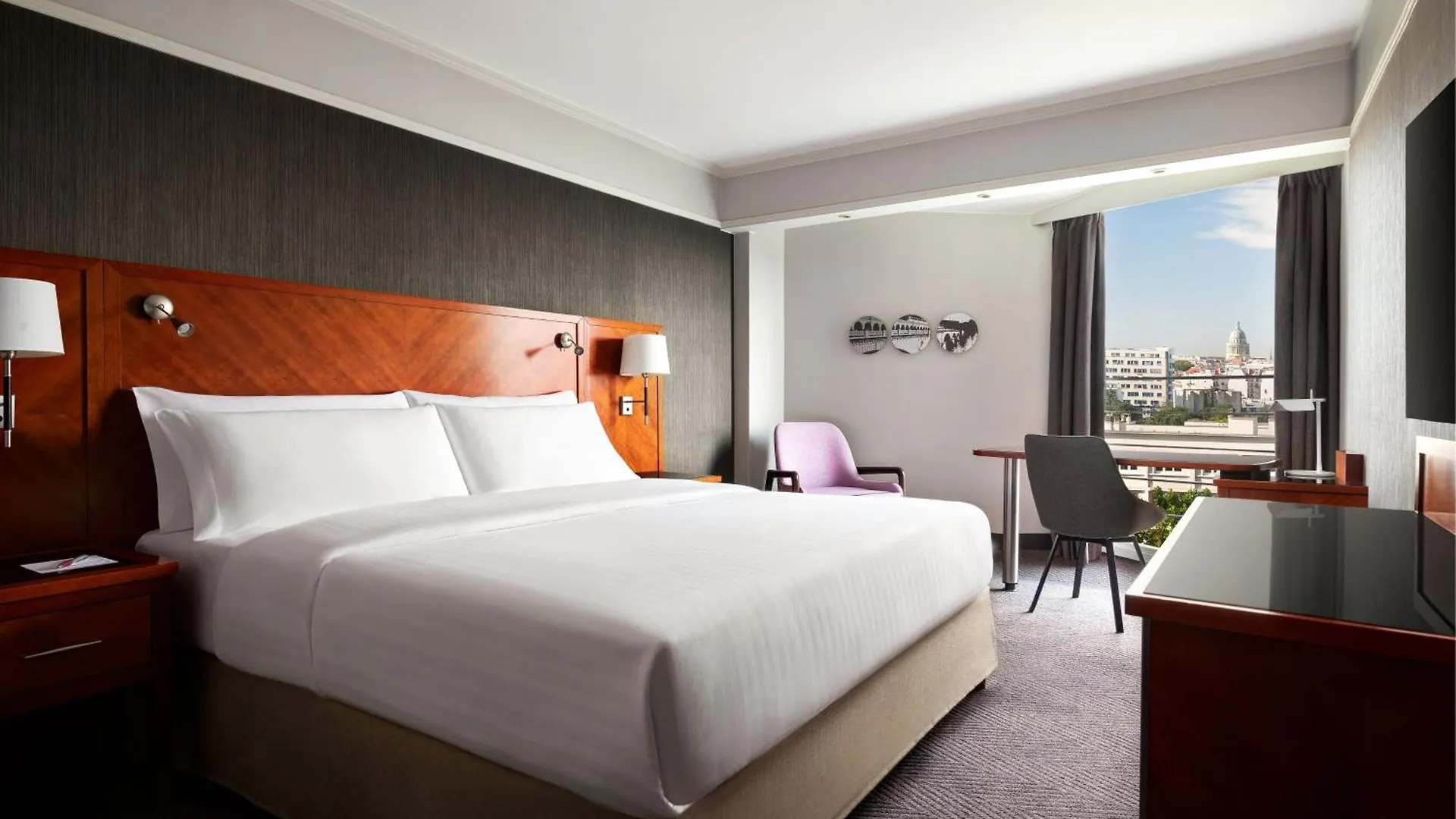 Marriott Rive Gauche & Conference Center 4* Paris